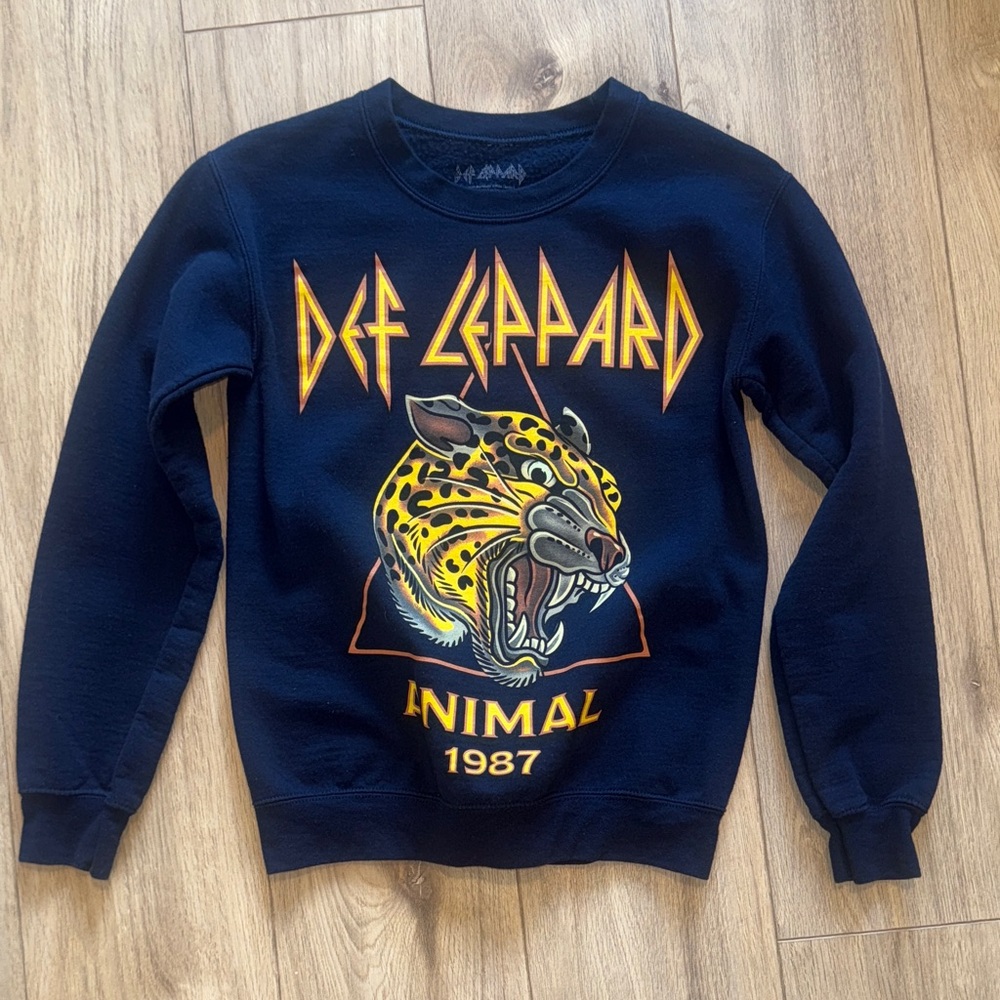 DEF LEPPARD ANIMAL 1987 Cheetah Long Sleeve Crew Neck Sweatshirt Top